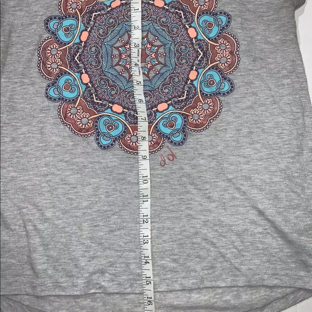 Colorful Tapestry Tee - Picture 4 of 6